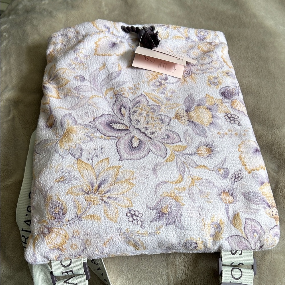 NWT Victoria's Secret Lavender and Gold Floral Drawstring 2 in 1 towel backpack